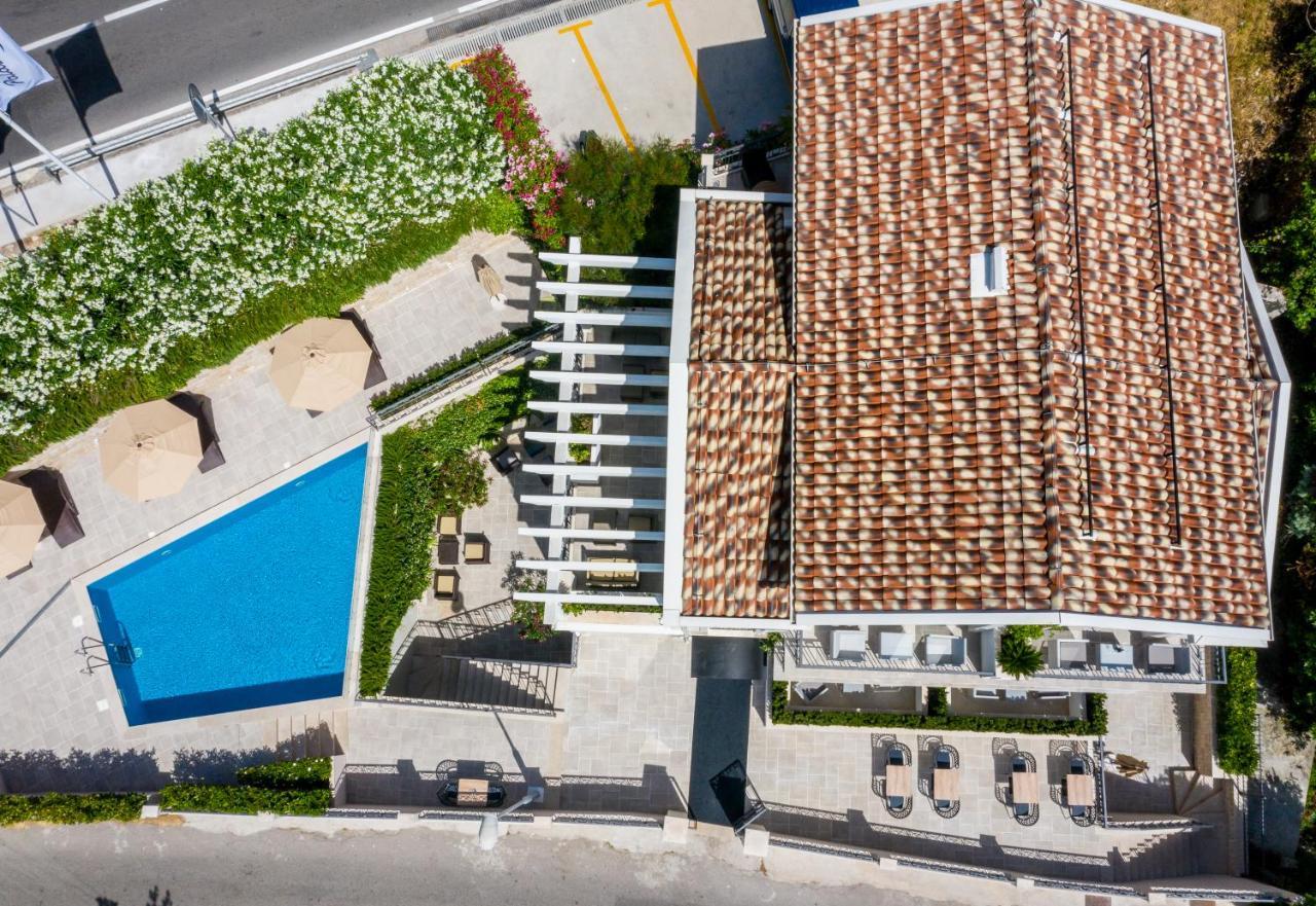 Hotel Palazzo Del Mare - Essenza Kotor Bagian luar foto