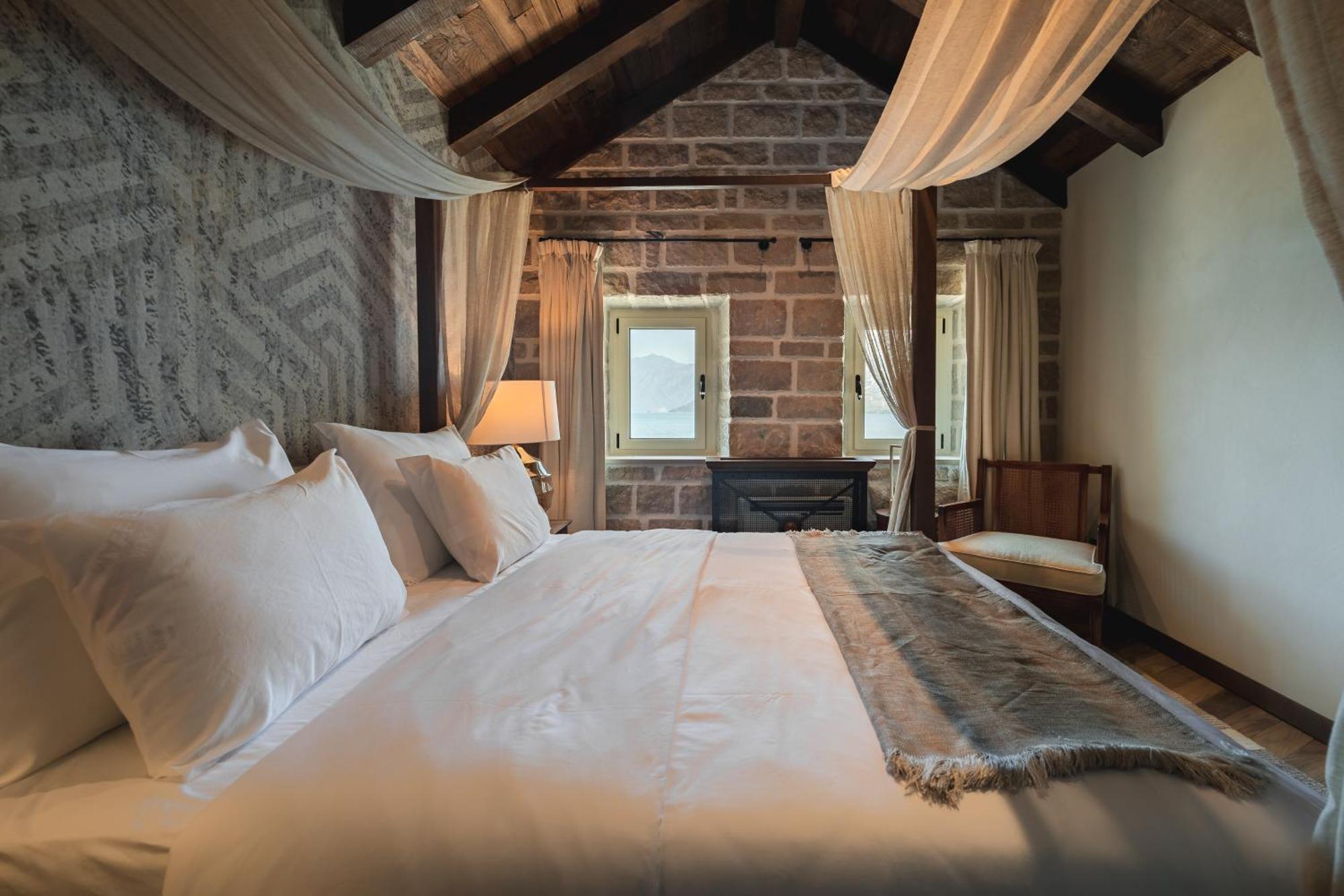 Hotel Palazzo Del Mare - Essenza Kotor Bagian luar foto