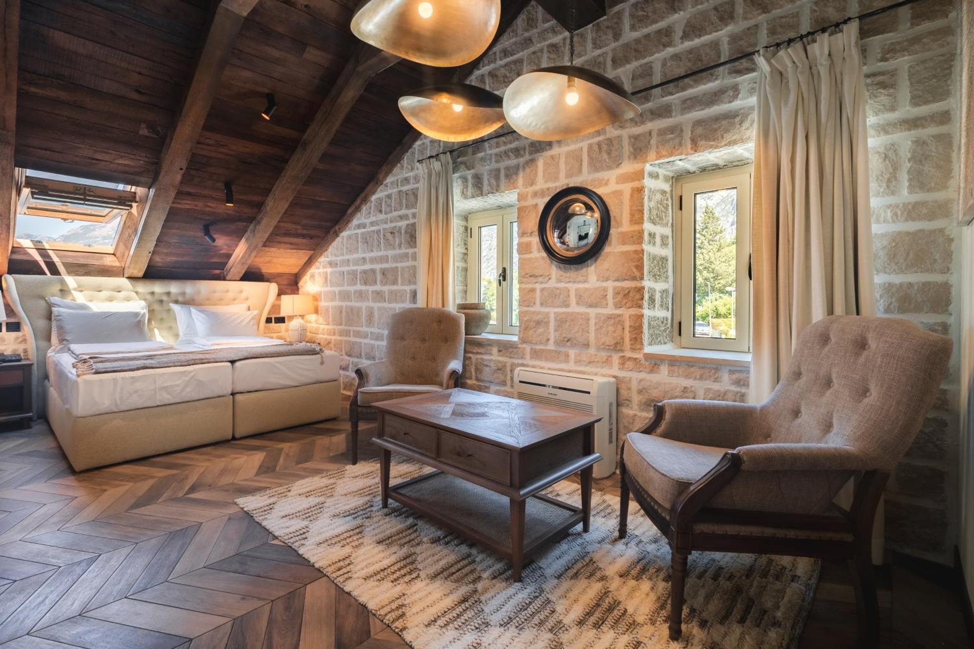 Hotel Palazzo Del Mare - Essenza Kotor Bagian luar foto