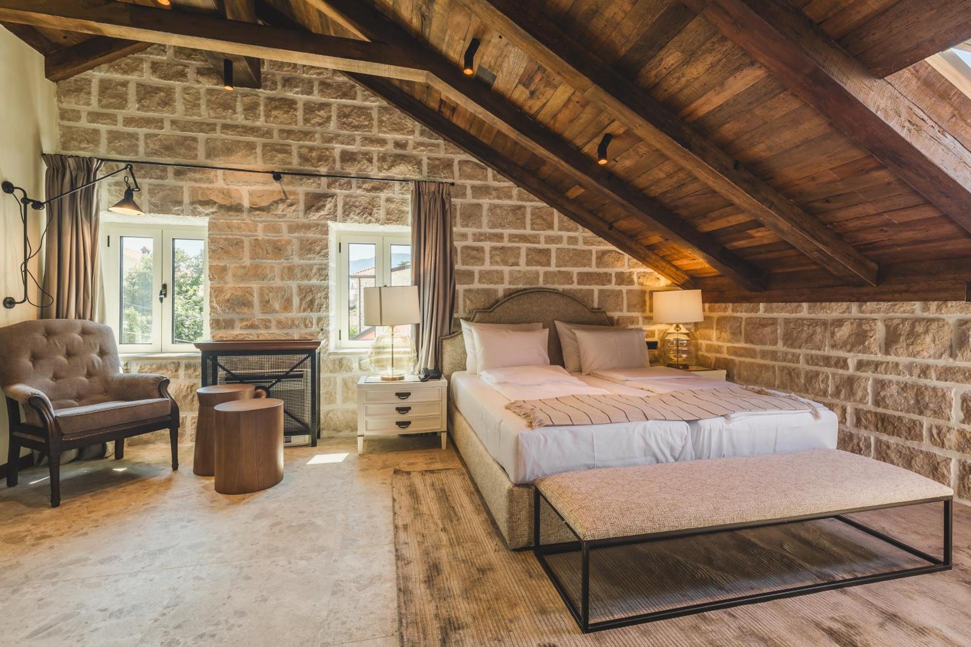 Hotel Palazzo Del Mare - Essenza Kotor Bagian luar foto